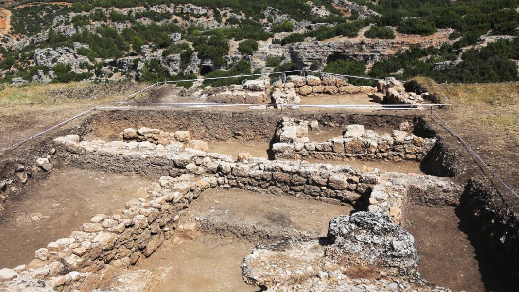 Mabolla Antik Kenti'ndeki kazılar tarihe ışık tutuyor 6